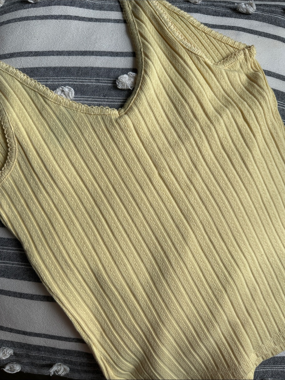 Universal Thread Ribbed Yellow Tank Top - Picture 7 of 8